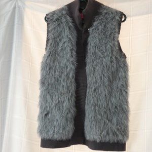 ELLE Brand, Ribbed-Knit, Faux-Fur Vest, NWOT